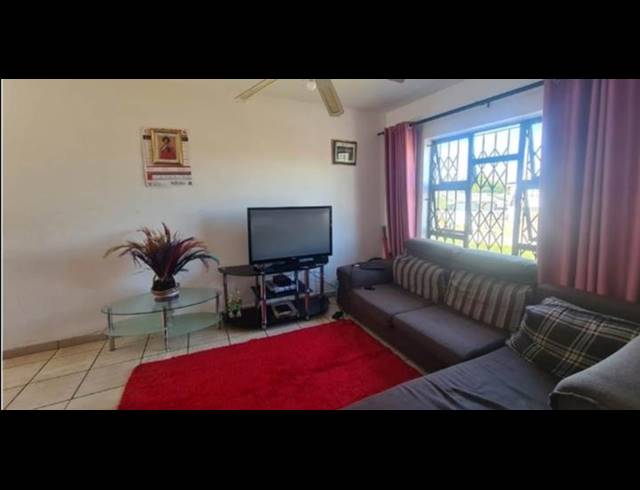 2 BEDROOM APARTMENT FOR SALE IN BRACKENHAM